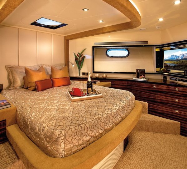 H830 superyacht - VIP Cabin