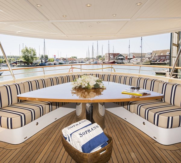Hakvoort My Soprano main aft deck table and seating