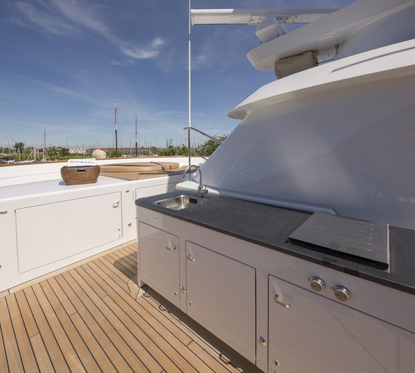 Hakvoort My Soprano sun deck