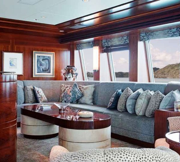 Heesen Motor yacht BLIND DATE Skylounge
