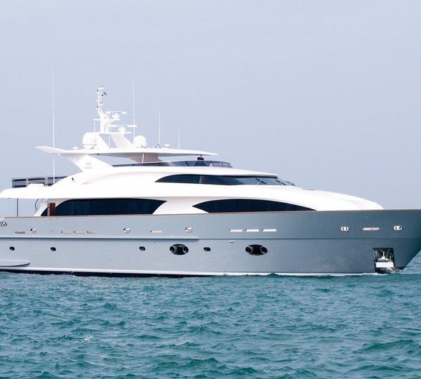 Horizon MUSES superyacht