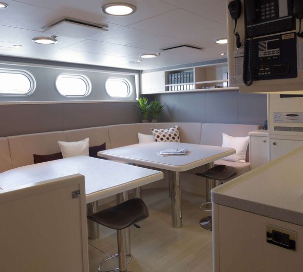 Hurricane Run crew quarters - Photo Feadship