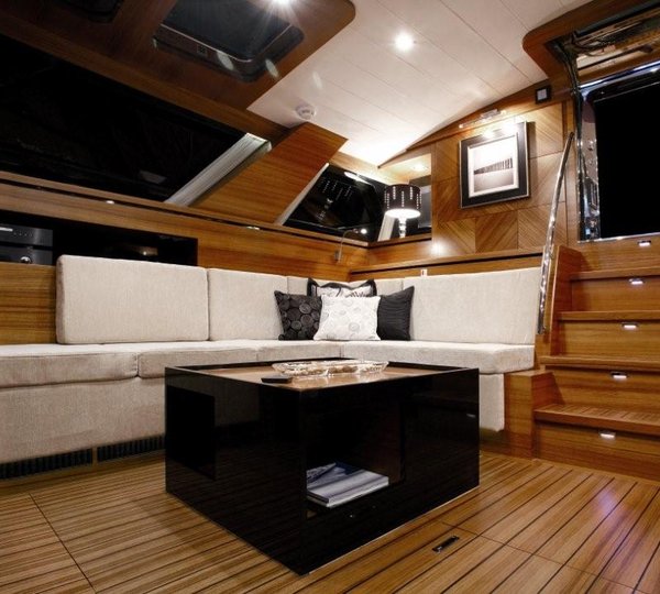 INTUITION - Salon Seating