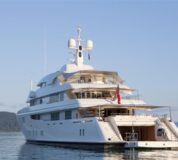 Icon Motor Yacht PARTY GIRL - Yacht