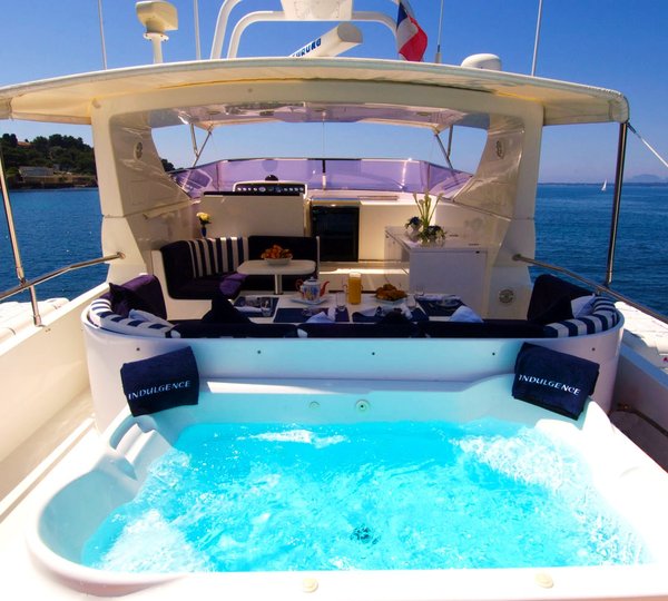 Indulgence of Poole - Spa Pool