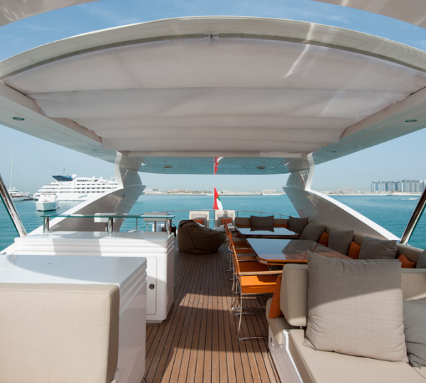 Integrity 93 foot yacht - exterior dining and lounging area