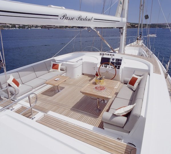 JONGERT sailing yacht Passe Partout - flybridge