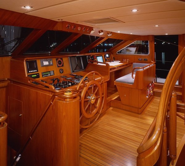 JONGERT sailing yacht Passe Partout - navigation area