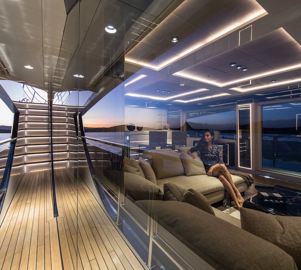 KALLIENTE - From deck looking inside - Photo Jeff Brown