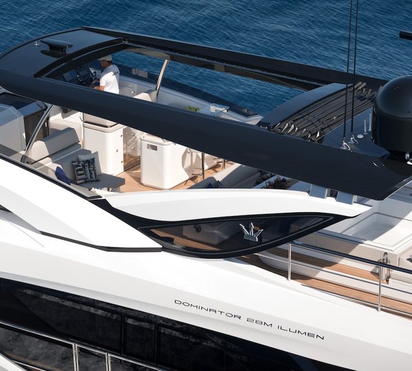 KALLIENTE sun deck and jacuzzi -Jeff Brown