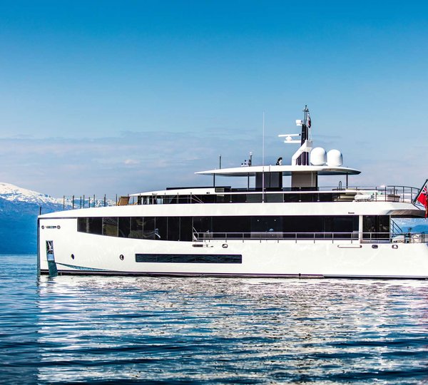 Kamino - 34m - Feadship Copyright-Feadship