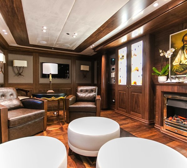 Katina yacht - saloon