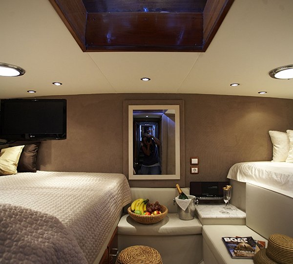 Ketch EFI -  Guest Cabin 3