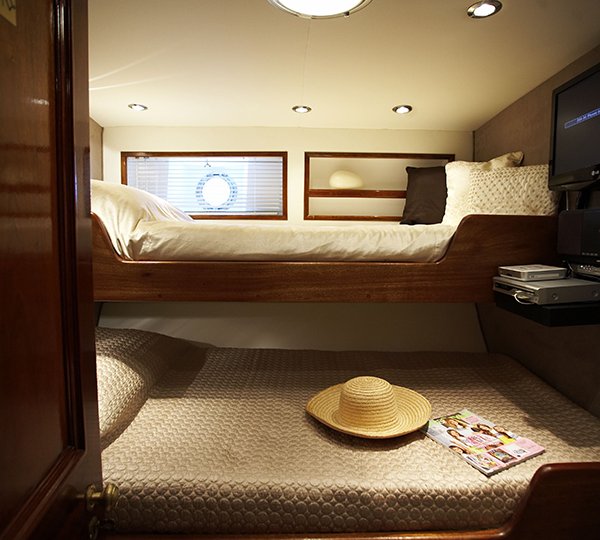 Ketch EFI -  Guest Cabin 5