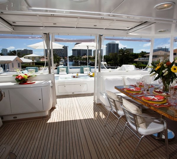 Kipany - Shaded Bridge Deck