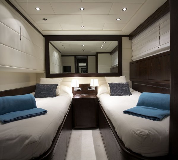 L ESPERANCE -  Twin Cabin