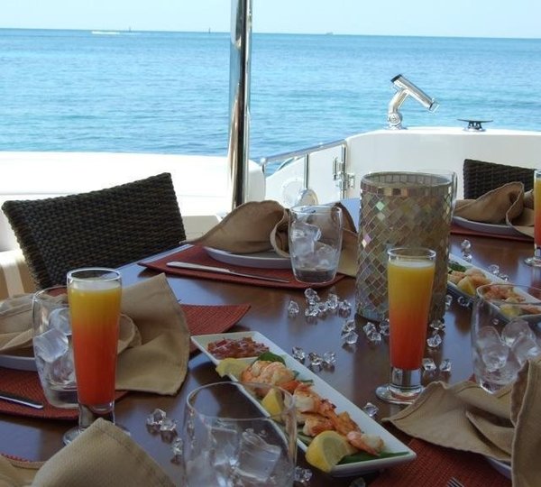 LA MANGUITA - Alfresco dining