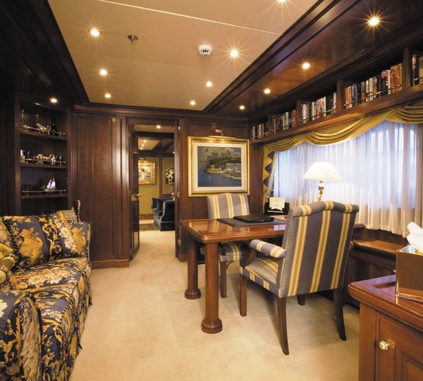 LADY ANN MAGEE  Master Office