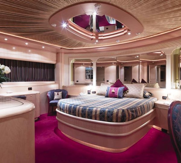 LADY FERYAL -  Master Cabin