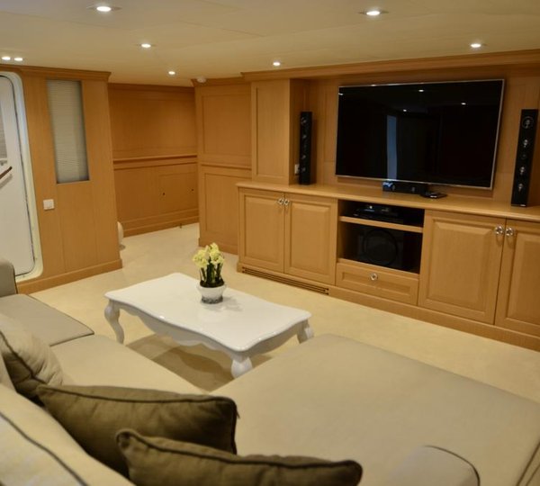 LADY KATERINA -  Sitting Room