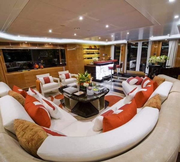 LADY SHEILA -  Salon View 2