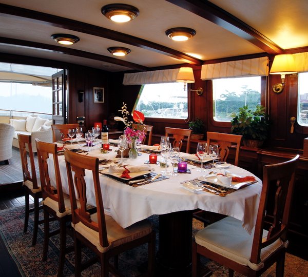 LE KIR ROYAL -  Dining Room