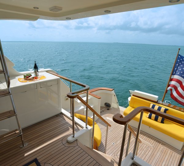 LYMAN MORSE Yacht EXCELLENCE -  Exterior Decks