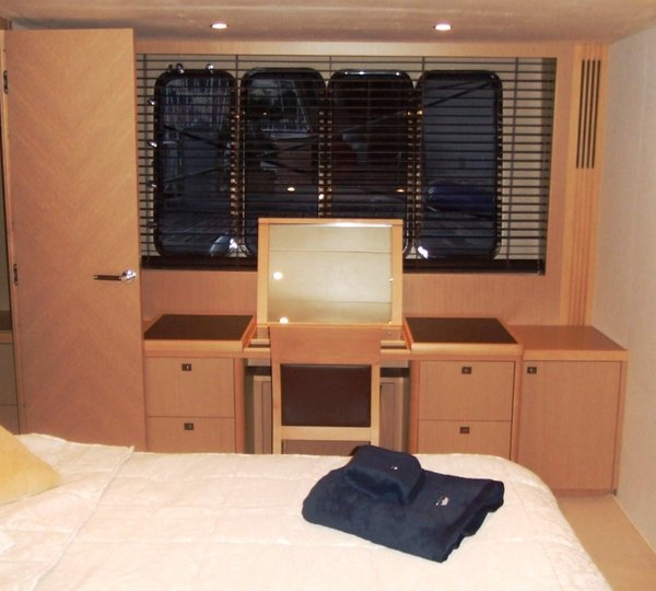 Lady Beatrice -  Master Dressing table