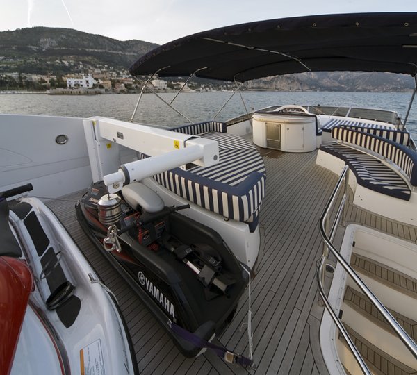 Lady Zehava yacht - Toys