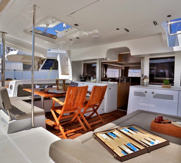 Lagoon catamaran NEW HORIZONS - 002