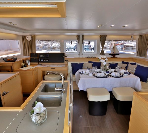 Lagoon catamaran NEW HORIZONS - 006