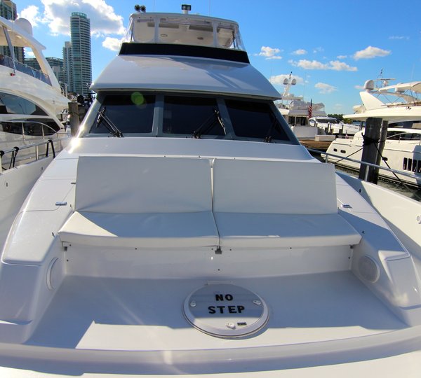 Lazzara 76 PLAN B - Sunpad