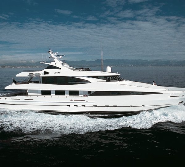 Luury yacht MIM (ex Bermie, Natanya VII, Mimtee) - Image credit to CMN Yachts