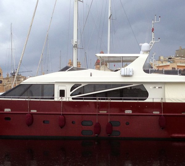 Luxury Motor Yacht ARIA