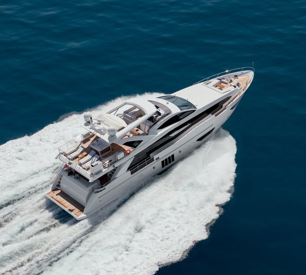 Luxury Yacht Azimut Grande 95RPH - Running