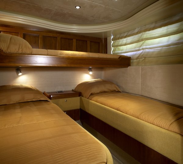 Luxury motor yacht FAR NIENTE - twin cabin