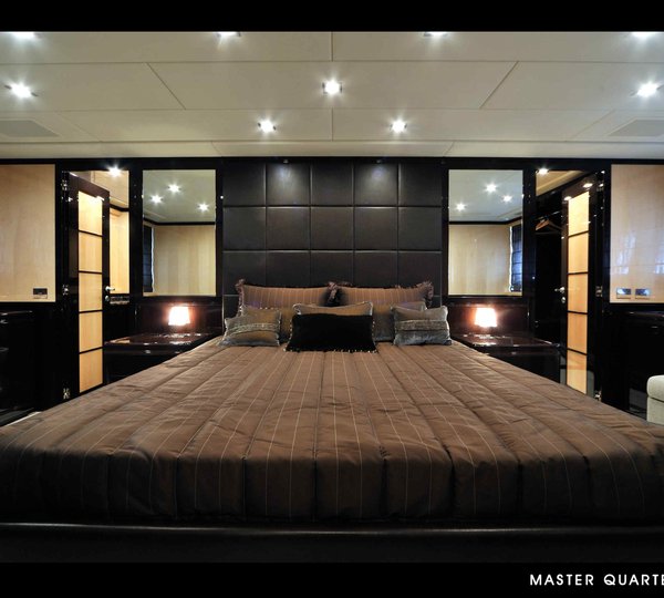 Luxury motor yacht Rush - Master Stateroom