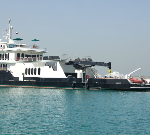 Luxury shadow explorer yacht GLOBAL