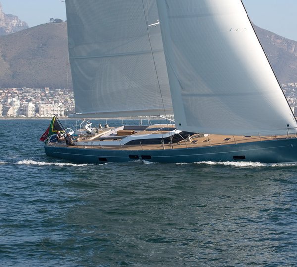 Luxury yacht Feelin Good