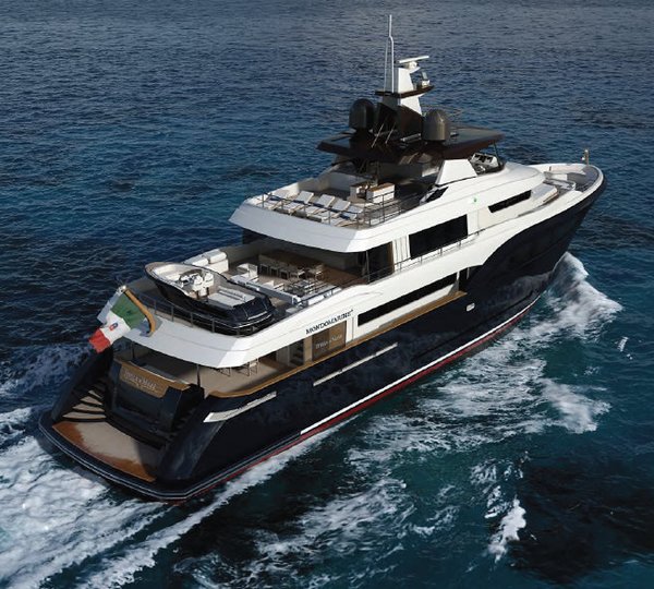 Luxury yacht M40 Explorer by Mondomarine