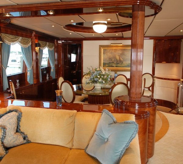 Luxury yacht Prestige Lady Interior