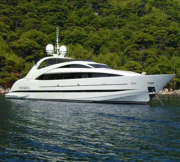 Luxury yacht Sealyon by ISA