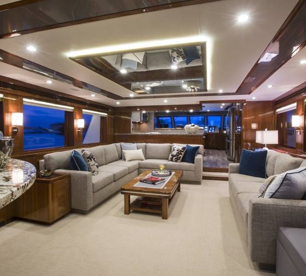 Luxury yacht Ti Punch - Saloon