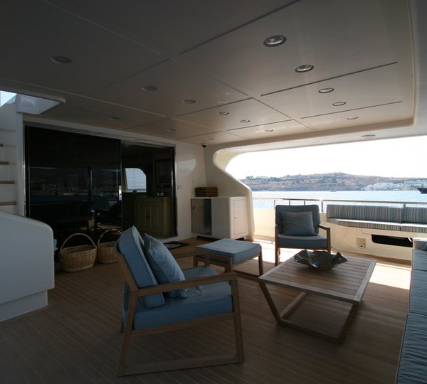 M&M - Aft Deck 2
