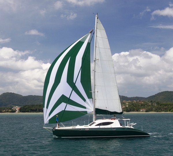 MAYA spinnaker side