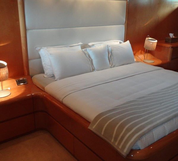 MISS DANA - VIP Cabin 2