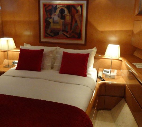 MISS DANA -  VIP Cabin