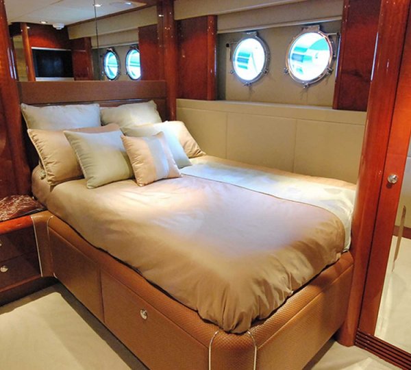 MOKSHA - Guest double cabin