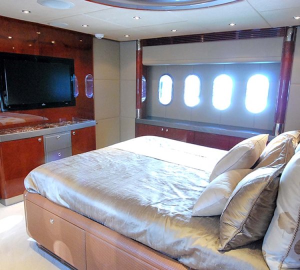 MOKSHA - Master cabin