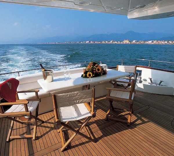 MOTOR YACHT IRIS - Aft deck 2